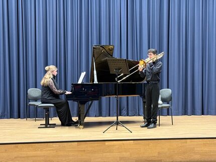 Klavier und Blech AG IV - Alena Solovyev und Heinrich Bergert